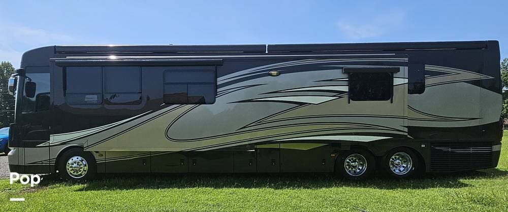 2009 Newmar Essex 4516 - Used Diesel Pusher For Sale by Pop RVs in Jacksonville, Arkansas features Awning, Air Conditioning, Generator, Leveling Jacks, Slideout