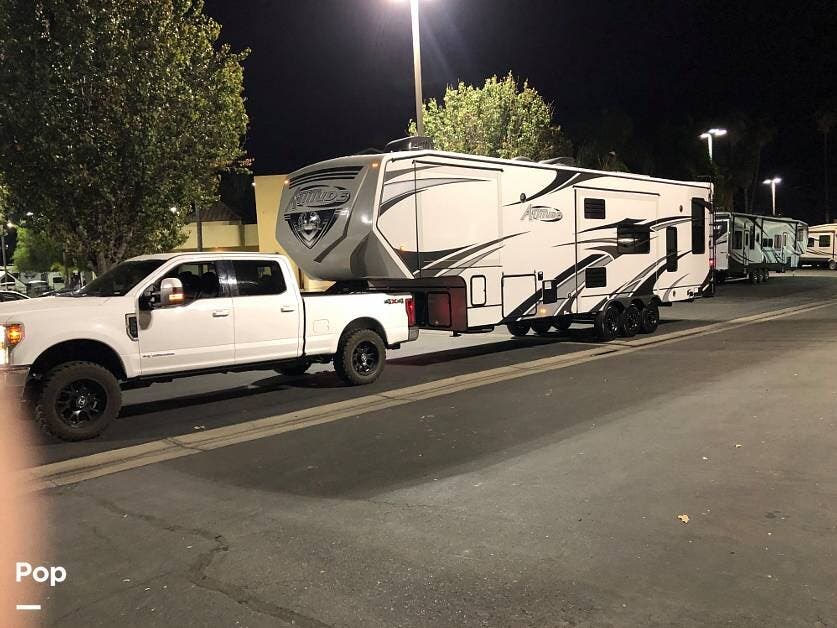 2020 Attitude 3218MM Toy Hauler by Eclipse from Pop RVs in Apple Valley, California