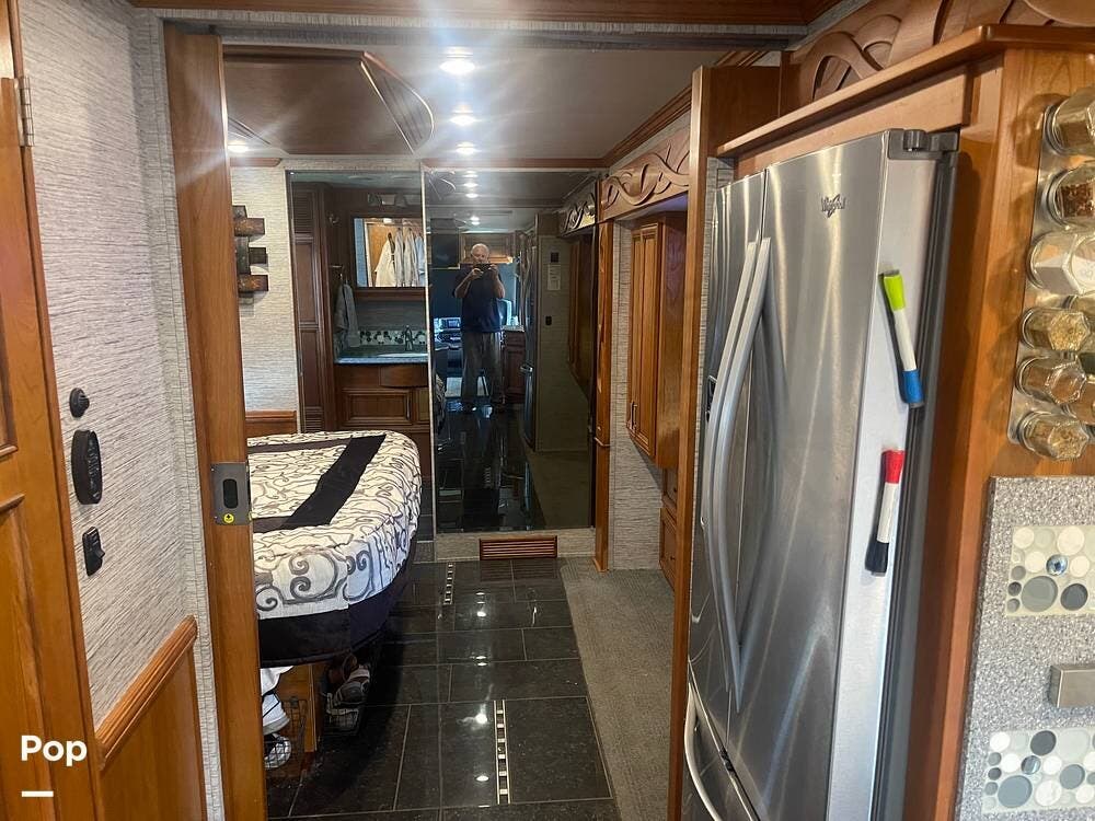 Used 2018 Newmar Ventana 4049 available in Ronks, Pennsylvania