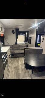 2023 Jayco Jay Flight 264BH - Used Travel Trailer For Sale by Pop RVs in Morgantown, Kentucky features Awning, Air Conditioning, Leveling Jacks