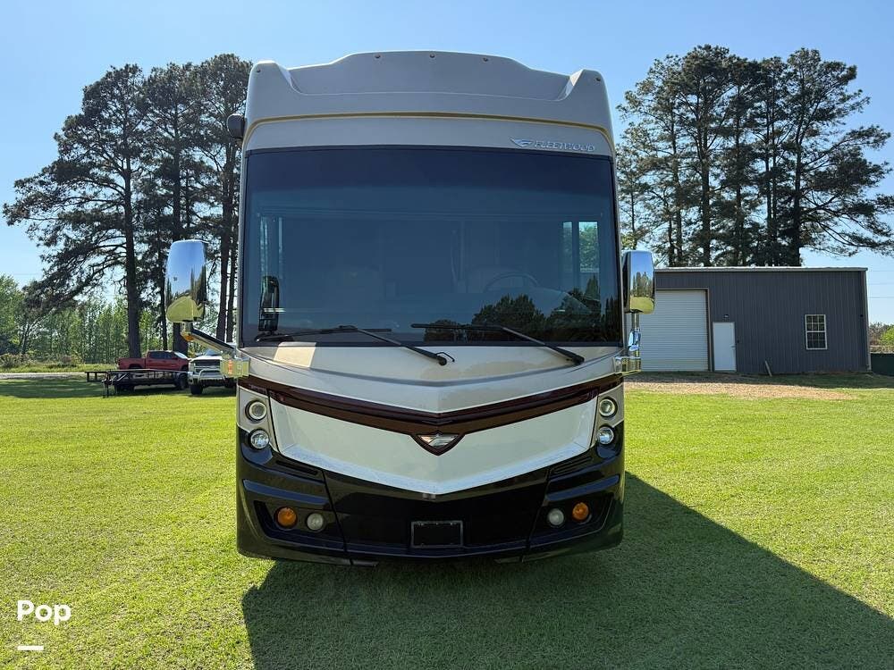 Used 2018 Fleetwood Discovery 40G available in Fouke, Arkansas