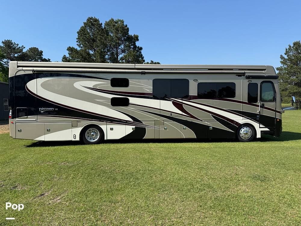 2018 Discovery 40G by Fleetwood from Pop RVs in Fouke, Arkansas
