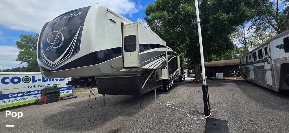 2022 DRV Mobile Suites 43 Manhattan - Used Fifth Wheel For Sale by Pop RVs in Wellington, Florida features Awning, Leveling Jacks, Air Conditioning, Slideout