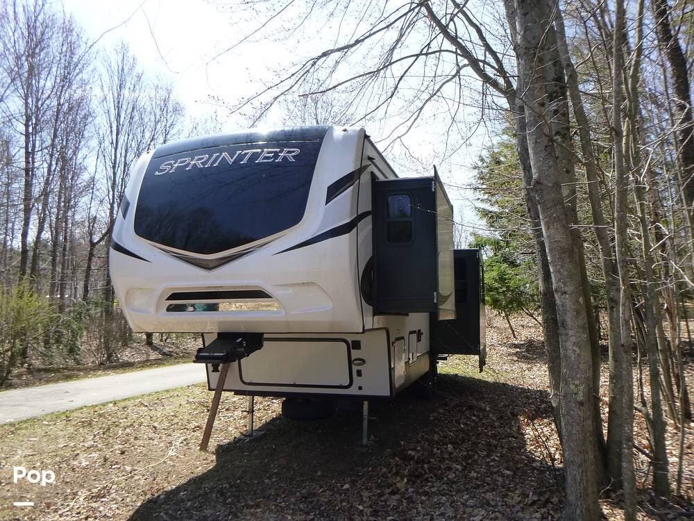 2021 Sprinter 27ML by Keystone from Pop RVs in Wilton, New Hampshire