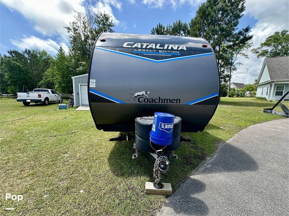 2022 Catalina 303QBCK by Coachmen from Pop RVs in Myrtle Beach, South Carolina