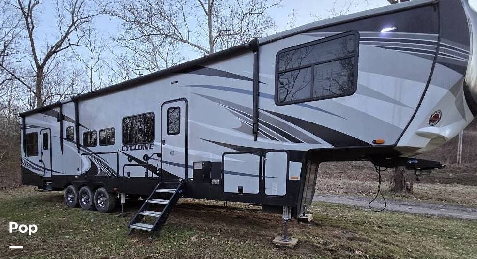 2020 Cyclone 4115 by Heartland from Pop RVs in Sparta, Kentucky
