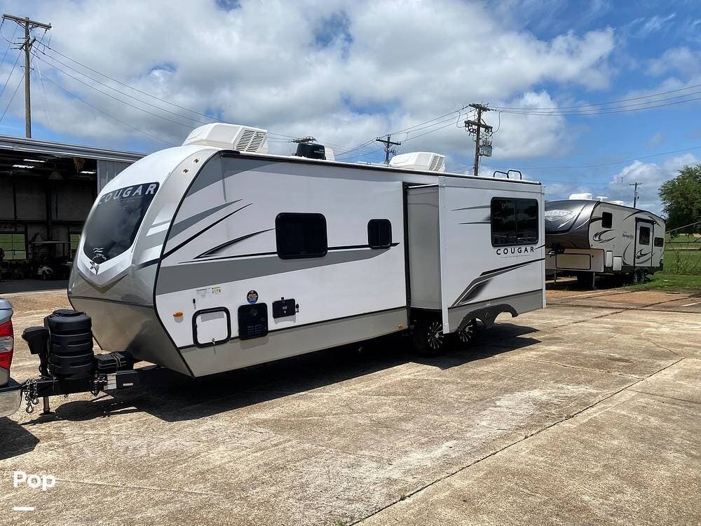 2024 Keystone Cougar 25RDS - Used Travel Trailer For Sale by Pop RVs in Vidalia, Louisiana features Air Conditioning, Slideout, Awning