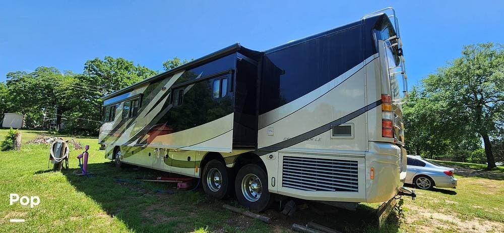 Used 2009 Fleetwood Revolution LE 42K available in Madill, Oklahoma