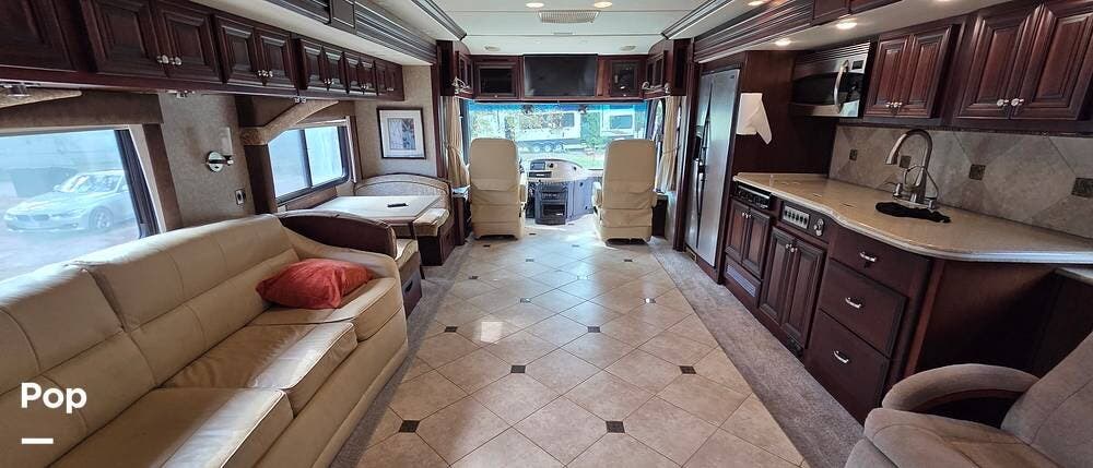 2009 Revolution LE 42K by Fleetwood from Pop RVs in Madill, Oklahoma