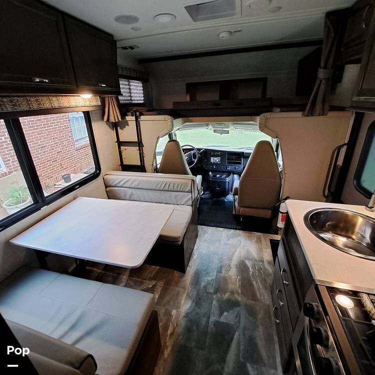 2023 Gulf Stream Conquest 6220LE - Used Class C For Sale by Pop RVs in Opelika, Alabama features Slideout, Generator, Air Conditioning, Awning