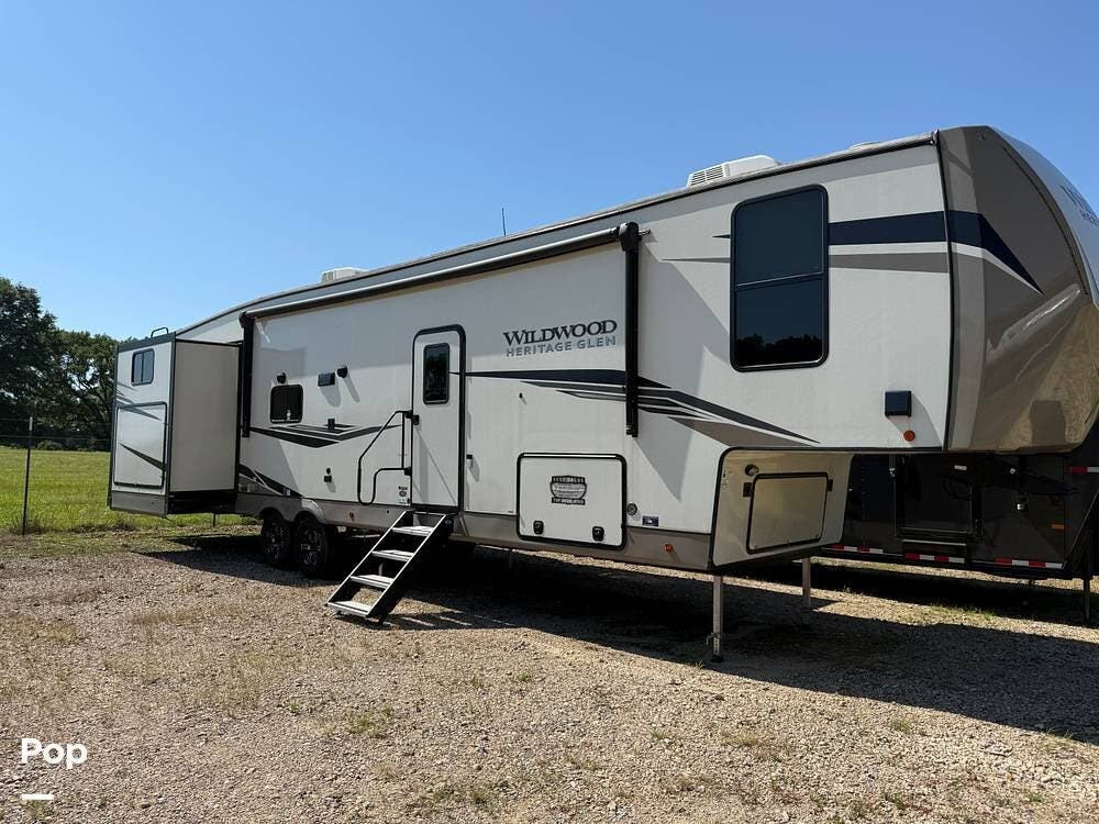 2023 Wildwood Heritage Glen 356QB by Forest River from Pop RVs in Stonewall, Louisiana