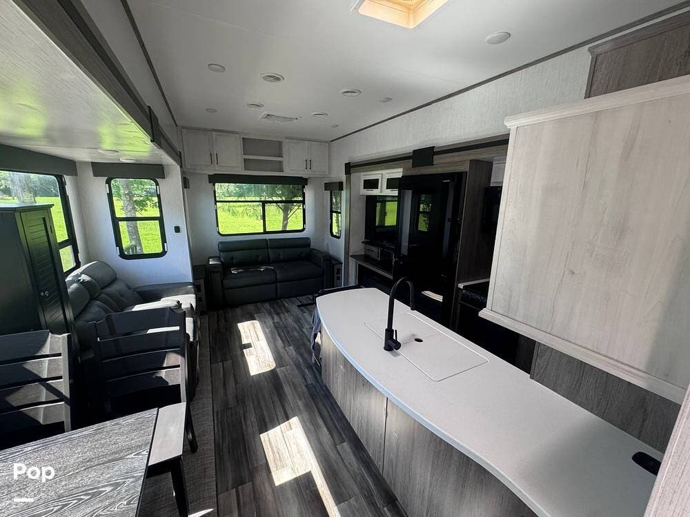 2022 Heartland Milestone 377MB - Used Fifth Wheel For Sale by Pop RVs in Broussard, Louisiana features Air Conditioning, Awning, Slideout, Leveling Jacks