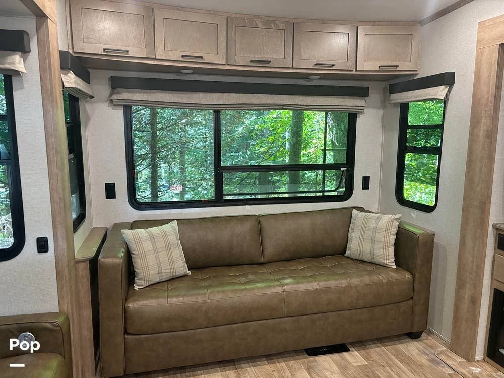 2021 Arcadia 3660RL by Keystone from Pop RVs in Leominster, Massachusetts