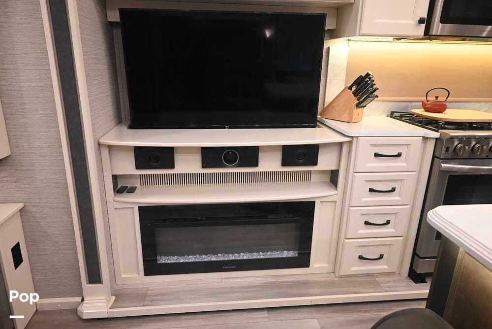 Used 2022 Vanleigh Beacon 39GBB available in Sarasota, Florida