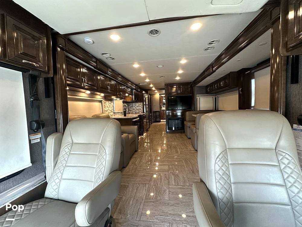2019 Thor Motor Coach Aria 3901 - Used Diesel Pusher For Sale by Pop RVs in Delray Beach, Florida features Awning, Leveling Jacks, Generator, Air Conditioning, Slideout