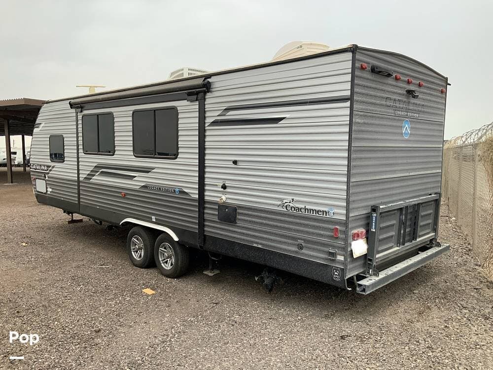 2024 Coachmen Catalina 263BHSCK - Used Travel Trailer For Sale by Pop RVs in Apache Junction, Arizona features Leveling Jacks, Awning, Air Conditioning, Slideout