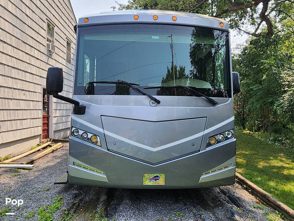 2018 Forza 36G by Winnebago from Pop RVs in Manlius, New York
