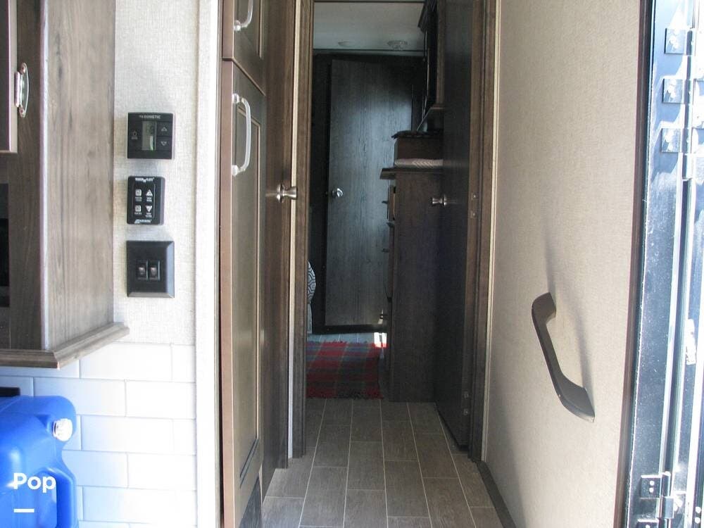 Used 2019 Keystone Montana High Country 310RE available in Cleveland, Ohio