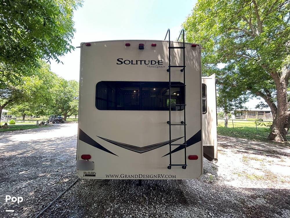 2019 Solitude 377MBS by Grand Design from Pop RVs in Weatherford, Texas