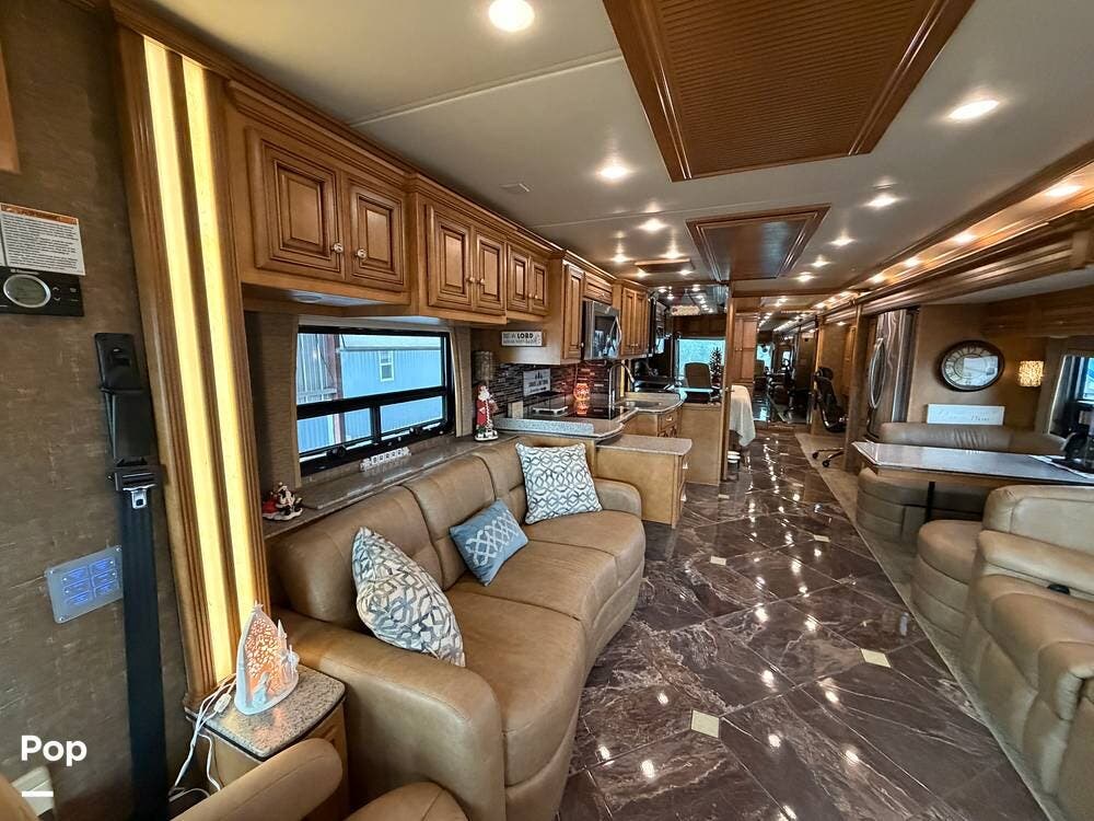 Used 2015 Newmar Dutch Star 4369 available in Mission, Texas