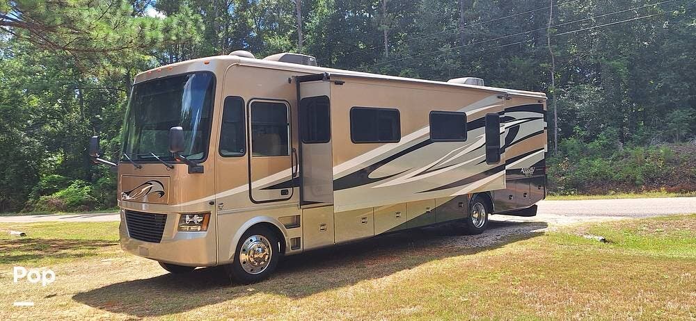 2012 Tiffin Allegro Open Road 36LA - Used Class A For Sale by Pop RVs in Ozark, Alabama features Leveling Jacks, Slideout, Air Conditioning, Generator, Awning
