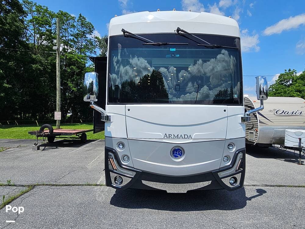 2022 Armada 44B by Holiday Rambler from Pop RVs in Bethlehem, Pennsylvania