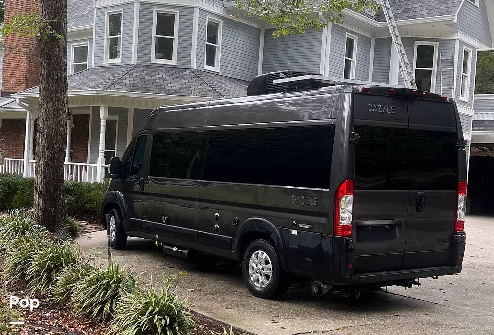 2024 Thor Motor Coach Dazzle 2LB - Used Class B For Sale by Pop RVs in Montevallo, Alabama features Generator, Air Conditioning