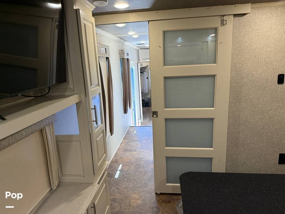 Used 2018 Luxe Gold 41GMD available in Lakeside, California