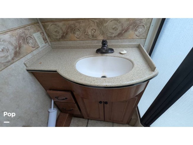 Unit Image