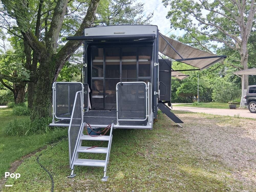 2015 Raptor 425TS by Keystone from Pop RVs in Lapeer, Michigan