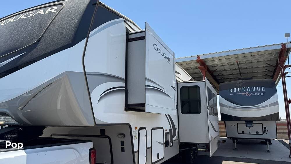 2022 Keystone Cougar 364BHL - Used Fifth Wheel For Sale by Pop RVs in Yuma, Arizona features Air Conditioning, Leveling Jacks, Slideout, Awning