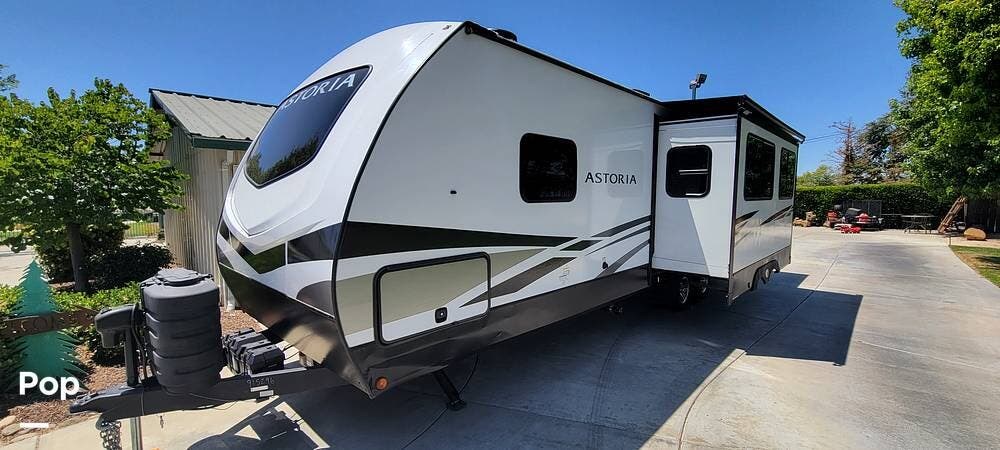 2024 Dutchmen Astoria 2903BH - Used Travel Trailer For Sale by Pop RVs in Modesto, California features Leveling Jacks, Air Conditioning, Slideout, Awning