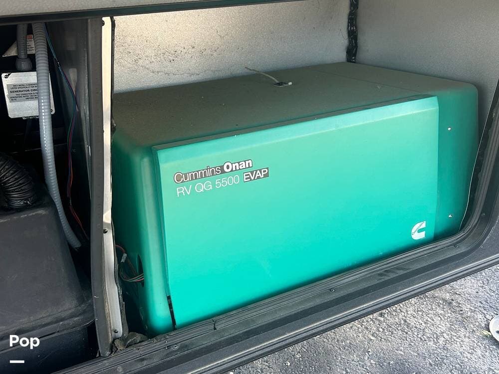 2018 Heartland Cyclone 4113 - Used Toy Hauler For Sale by Pop RVs in Nolensville, Tennessee features Slideout, Generator, Awning, Air Conditioning