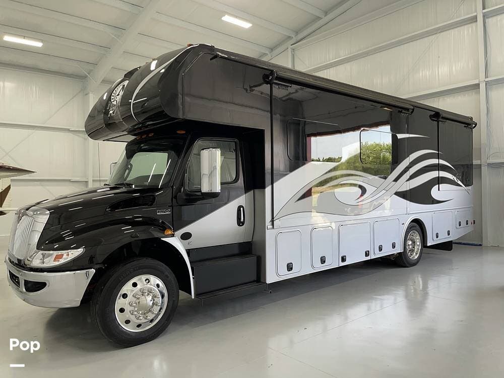 Used 2021 Nexus Wraith 32W available in Derby, Kansas