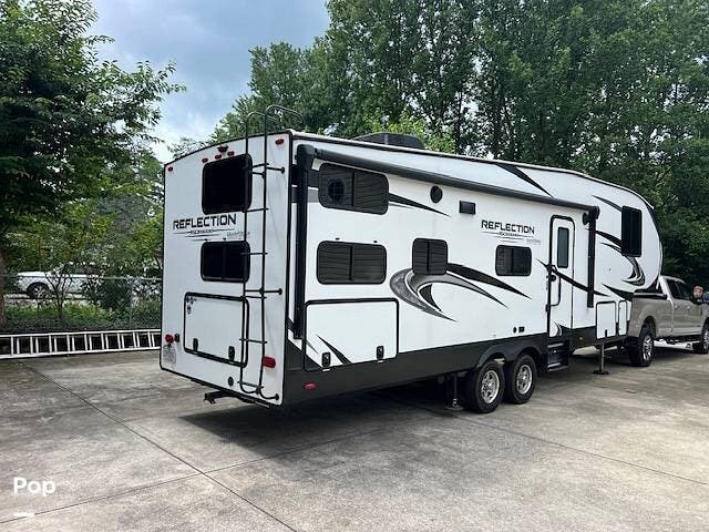 2022 Grand Design Reflection 278BH - Used Fifth Wheel For Sale by Pop RVs in Crownsville, Maryland features Air Conditioning, Slideout, Leveling Jacks