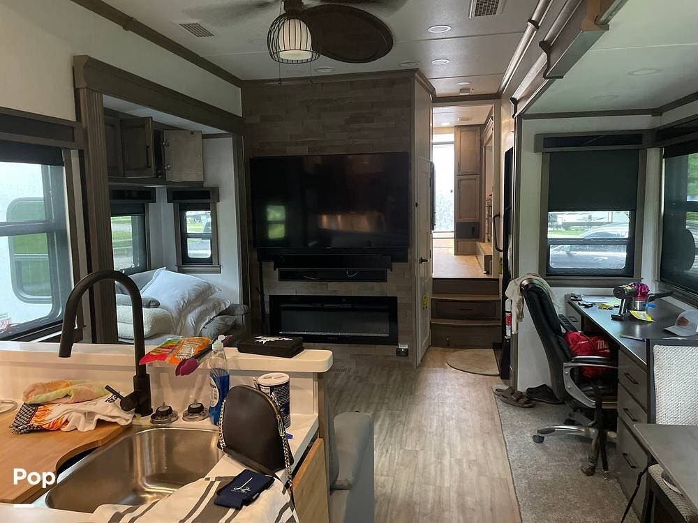 2023 Forest River RiverStone 39RKFB - Used Fifth Wheel For Sale by Pop RVs in Hartford, South Dakota features Awning, Slideout, Leveling Jacks, Air Conditioning