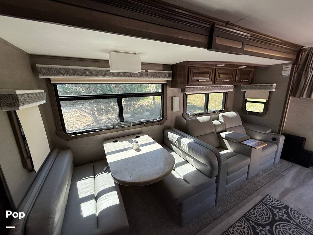 2021 Entegra Coach Accolade 37TS - Used Super C For Sale by Pop RVs in Cedar City, Utah features Slideout, Generator, Air Conditioning, Awning, Leveling Jacks