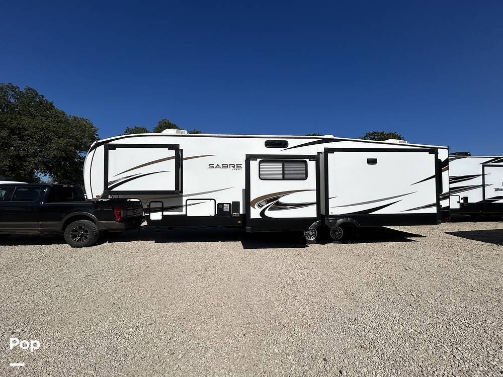 2022 Forest River Sabre 36BHQ - Used Fifth Wheel For Sale by Pop RVs in Arlington, Texas features Slideout, Leveling Jacks, Air Conditioning, Awning