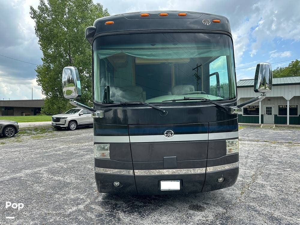 2009 Monaco RV Dynasty Yorkshire IV - Used Diesel Pusher For Sale by Pop RVs in Fulton, Missouri features Slideout, Air Conditioning, Generator, Leveling Jacks
