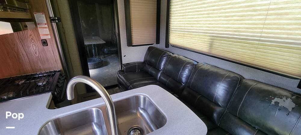Used 2018 Dutchmen Endurance 3456 available in Huntsville, Tennessee