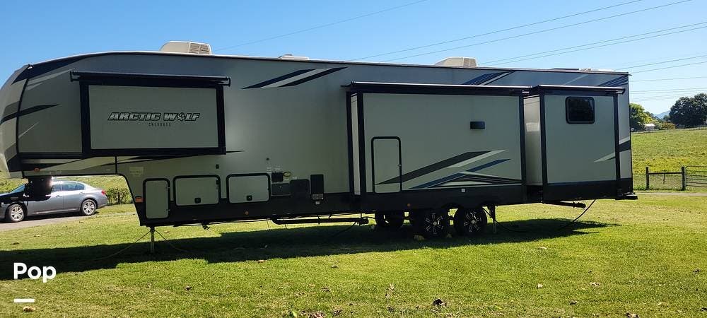 2022 Arctic Wolf 3810SUITE by Cherokee from Pop RVs in Maryvillle, Tennessee