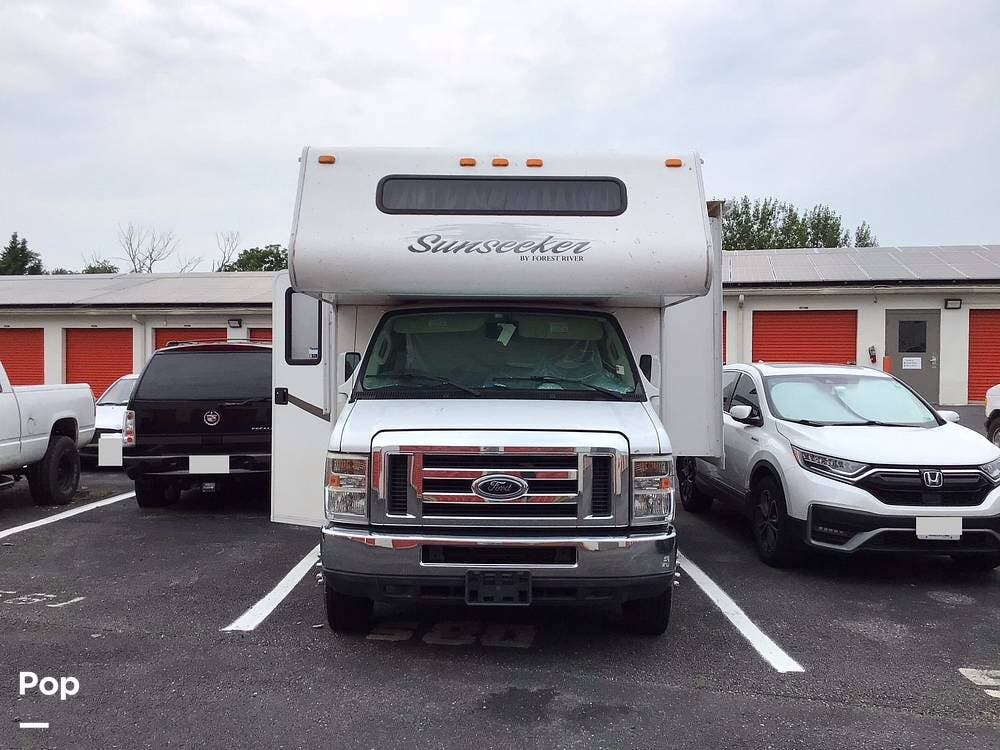 2013 Sunseeker 3010DS by Forest River from Pop RVs in Gaithersburg, Maryland