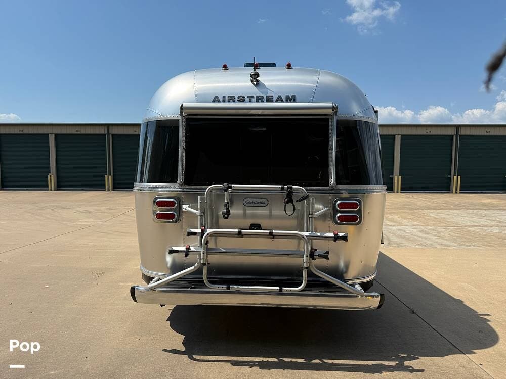 Used 2021 Airstream Globetrotter 27FB available in Mabank, Texas