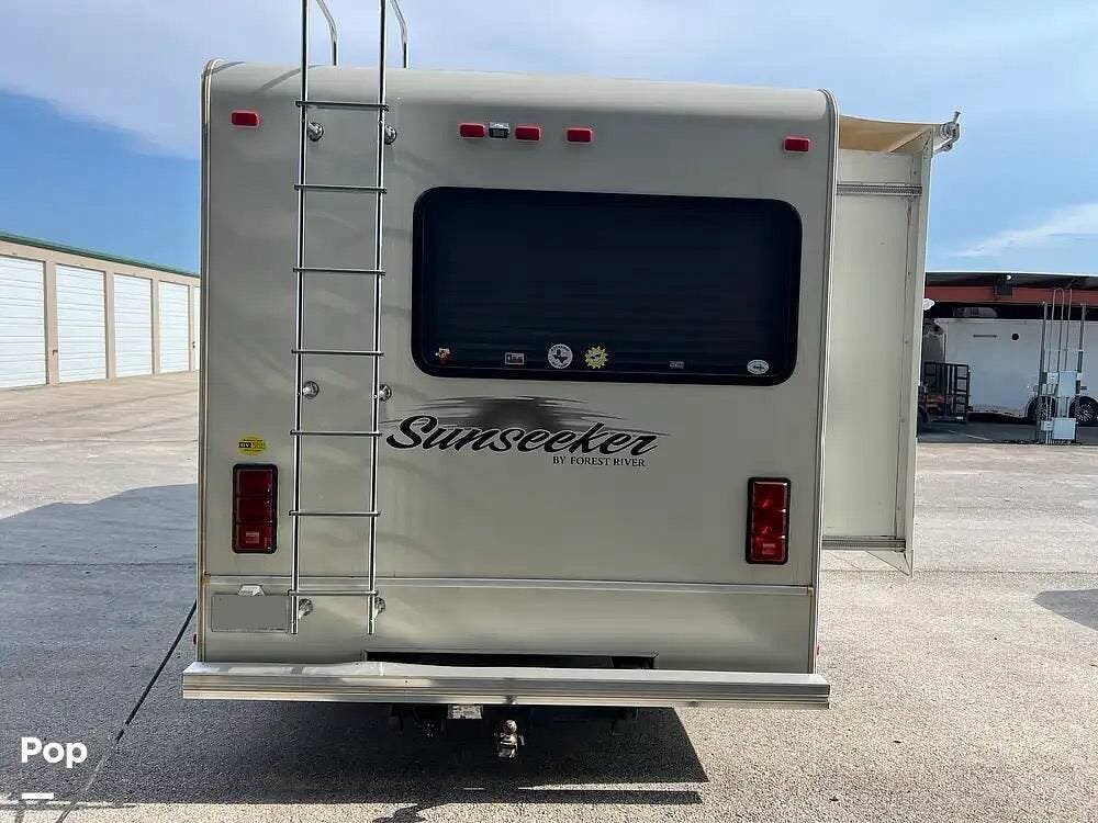 2015 Sunseeker 3170DS by Forest River from Pop RVs in Round Rock, Texas