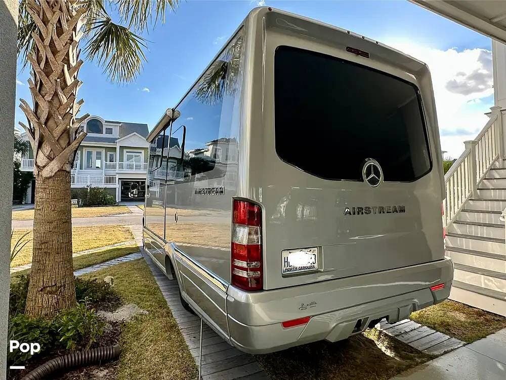 2019 Airstream Atlas Murphy Suite - Used Class B For Sale by Pop RVs in Myrtle Beach, South Carolina features Air Conditioning, Generator, Slideout, Awning