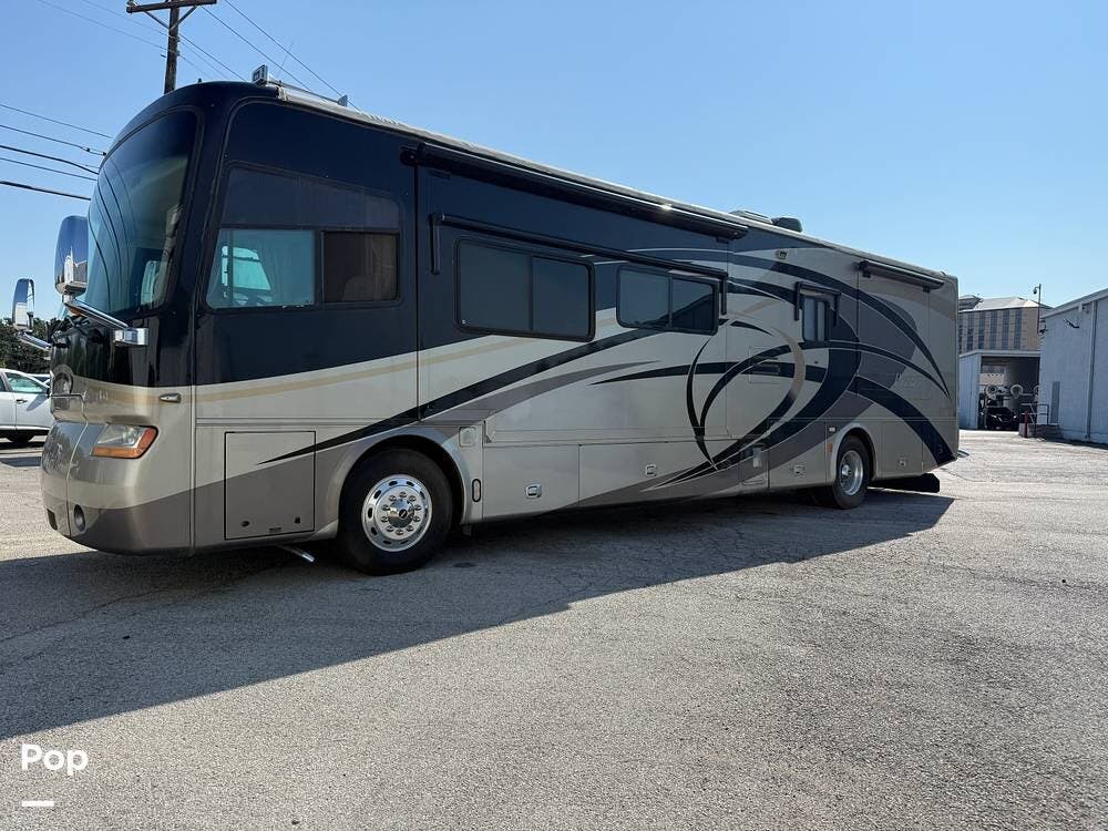 2007 Phaeton 40 QSH by Tiffin from Pop RVs in Farmers Branch, Texas
