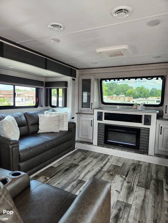 Used 2023 Keystone Montana High Country 377FL available in Collegeville, Pennsylvania