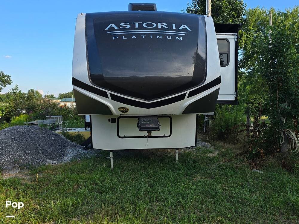 2024 Astoria 3173RLP by Dutchmen from Pop RVs in Clinton, Pennsylvania