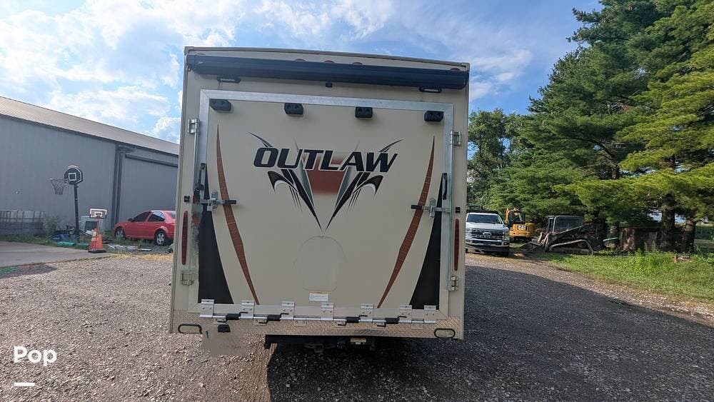 Used 2019 Thor Motor Coach Outlaw 29J available in Fountaintown, Indiana