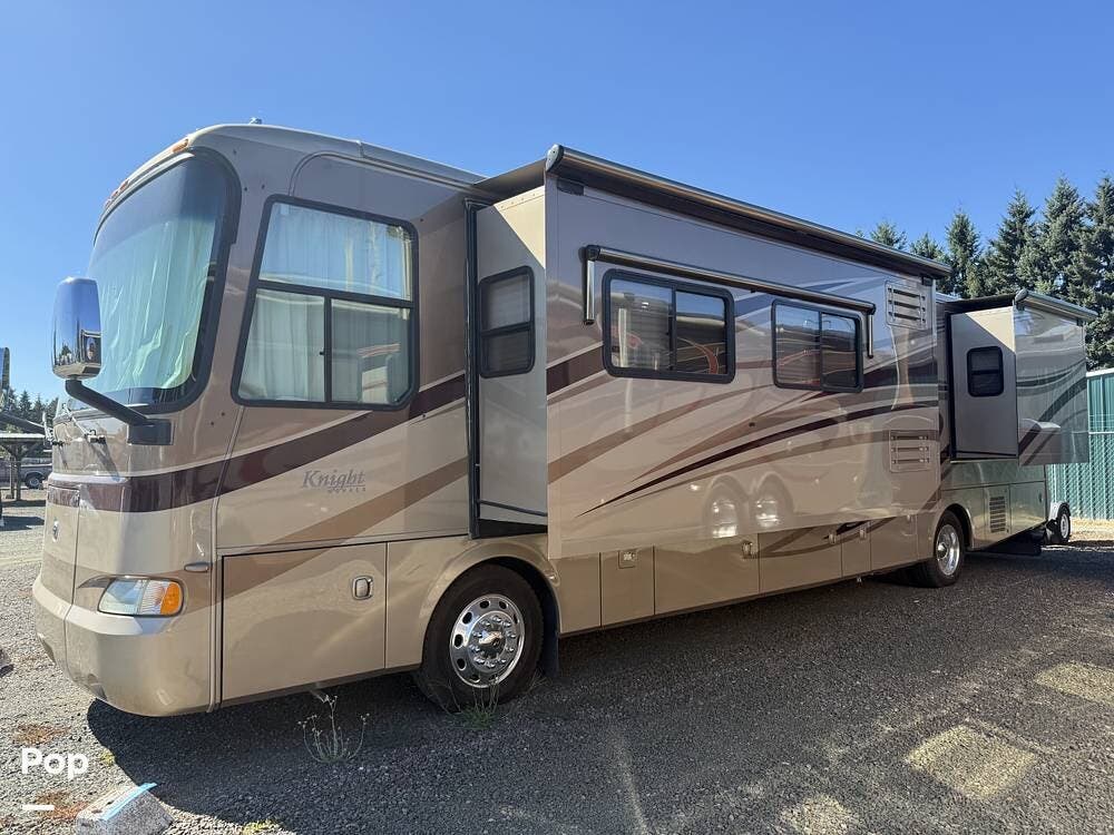 2007 Monaco RV Knight 40PDQ - Used Diesel Pusher For Sale by Pop RVs in Cottage Grove, Oregon features Leveling Jacks, Air Conditioning, Generator, Awning, Slideout